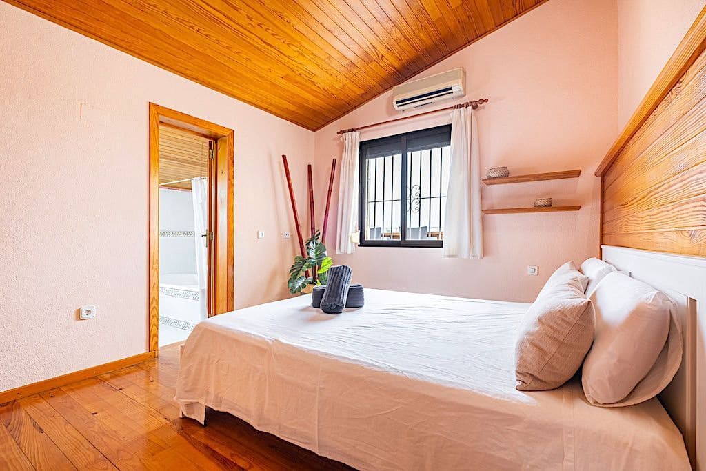 7 bedroom Villa for sale in Polop with pool garage - € 689,000 (Ref: 9425686)