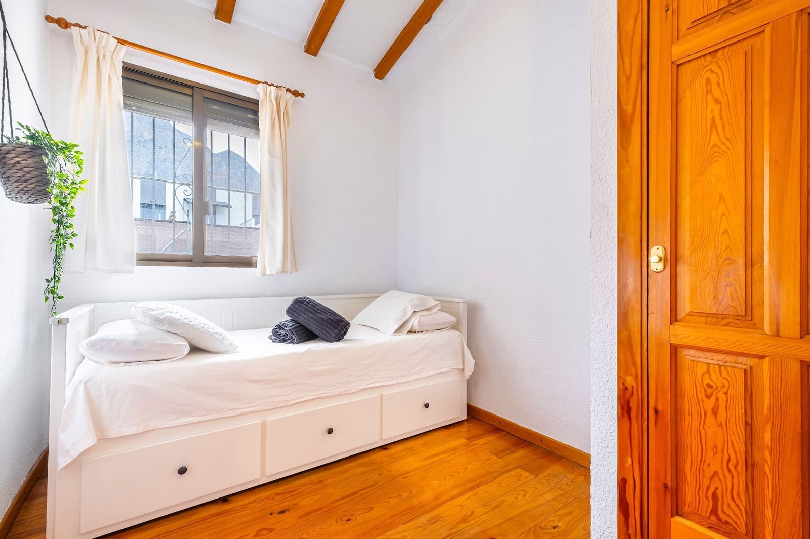 7 bedroom Villa for sale in Polop with pool garage - € 689,000 (Ref: 9425686)