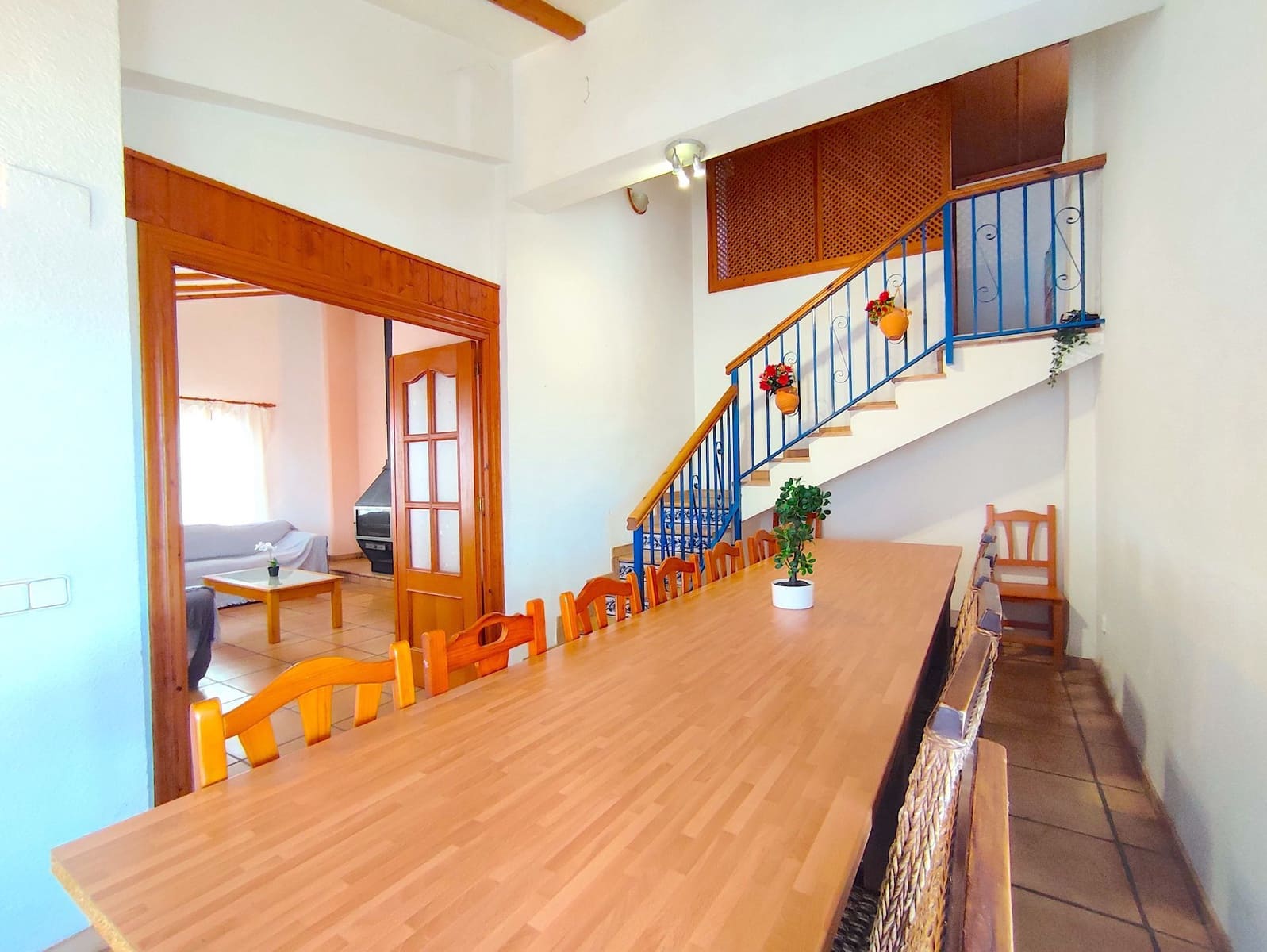 7 bedroom Villa for sale in Polop with pool garage - € 689,000 (Ref: 9425686)