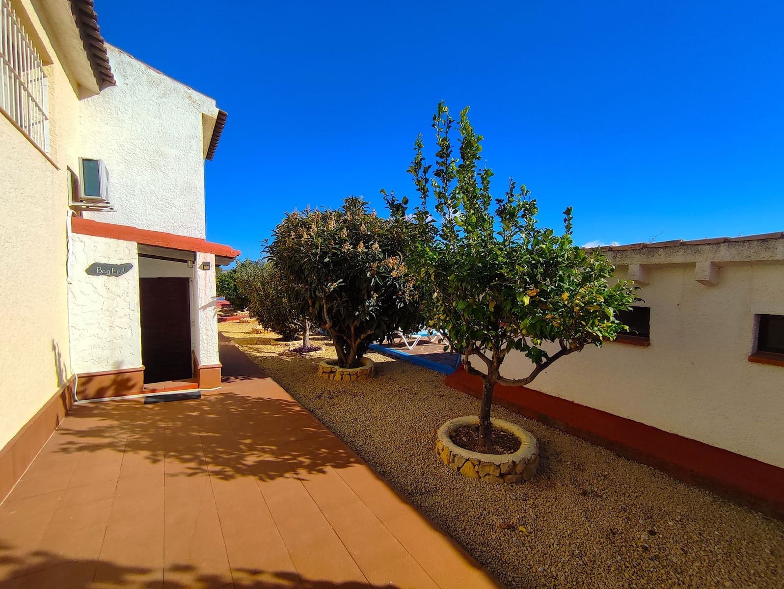 7 bedroom Villa for sale in Polop with pool garage - € 689,000 (Ref: 9425686)