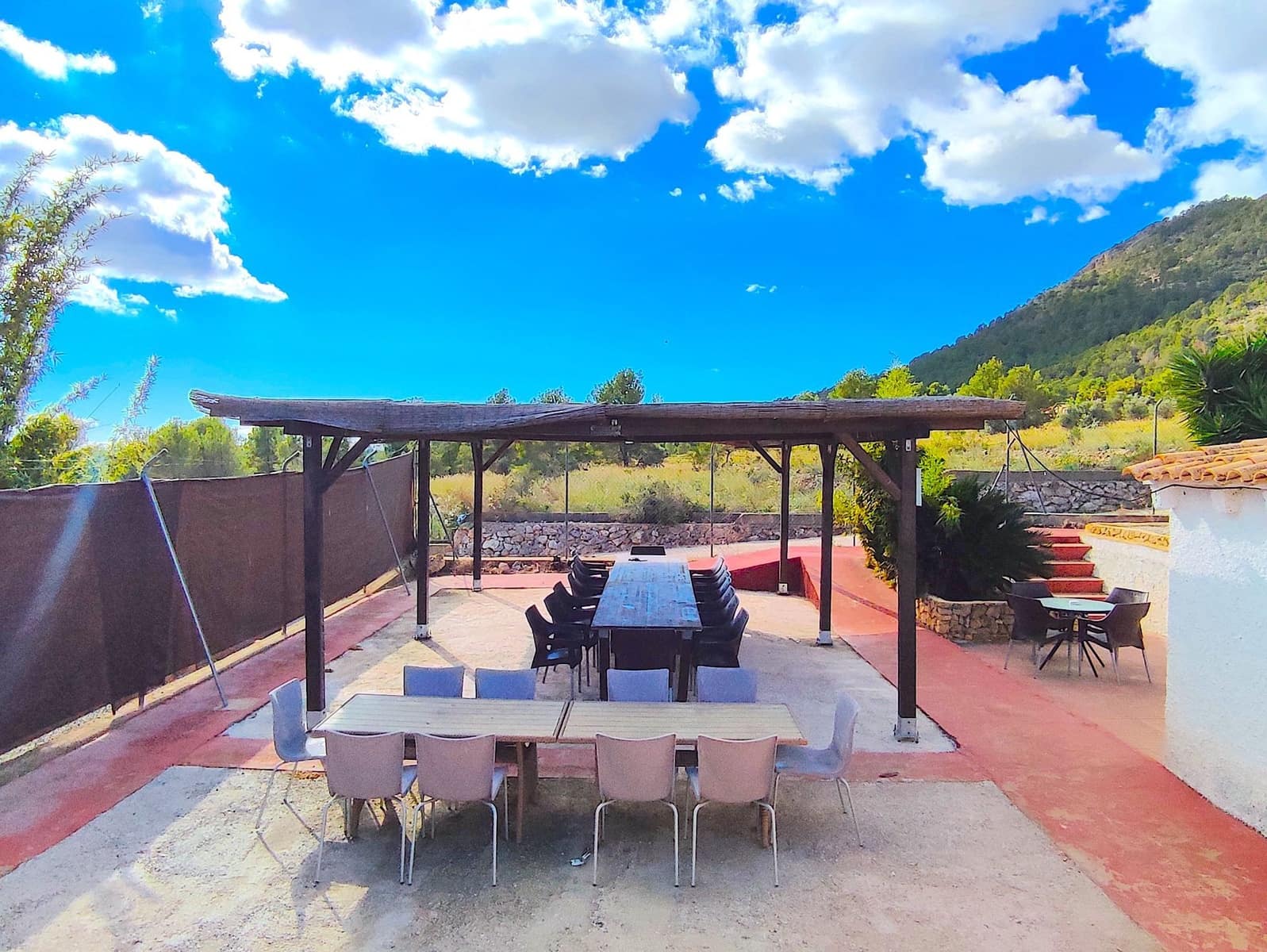 7 bedroom Villa for sale in Polop with pool garage - € 689,000 (Ref: 9425686)