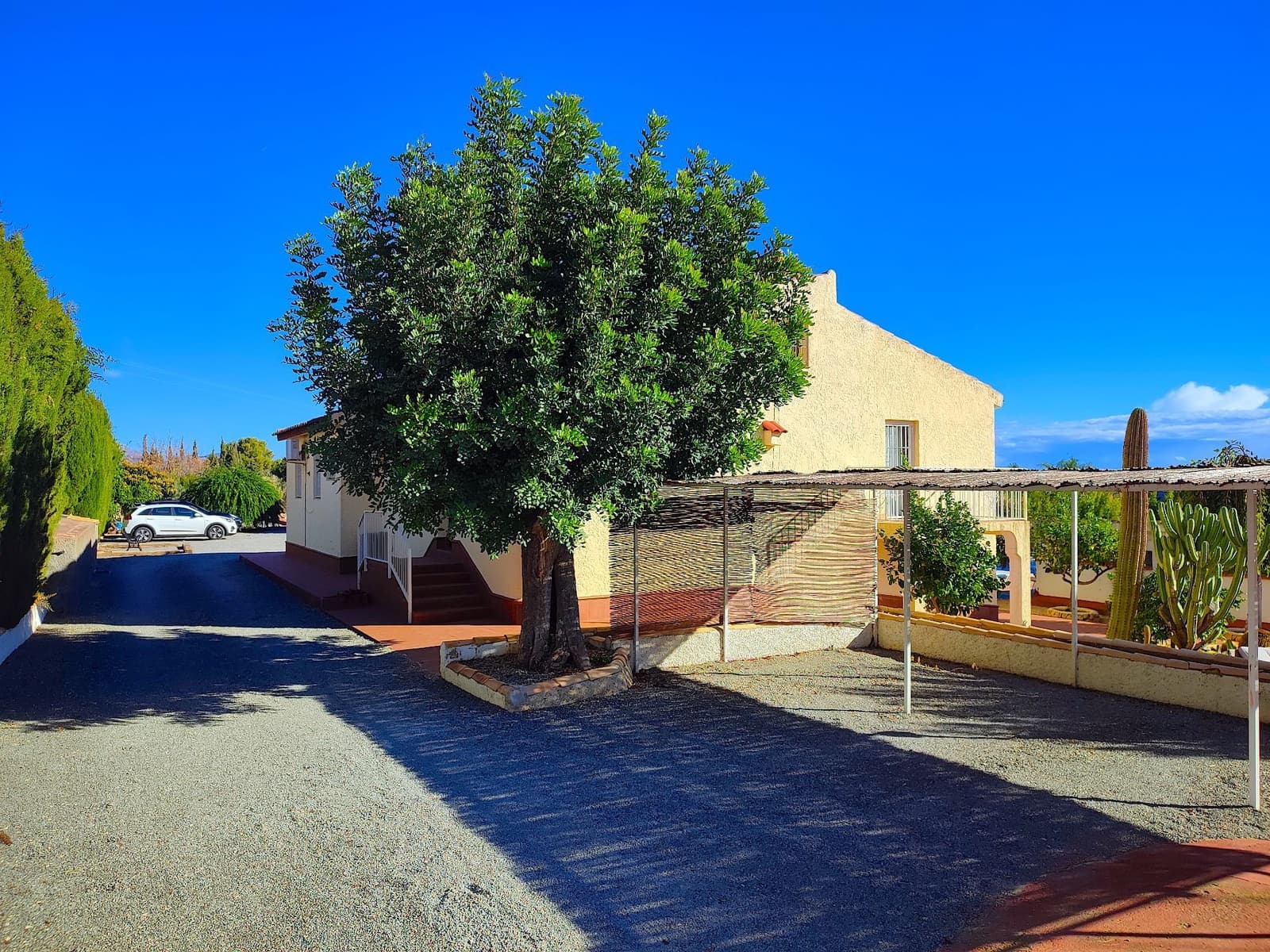 7 bedroom Villa for sale in Polop with pool garage - € 689,000 (Ref: 9425686)