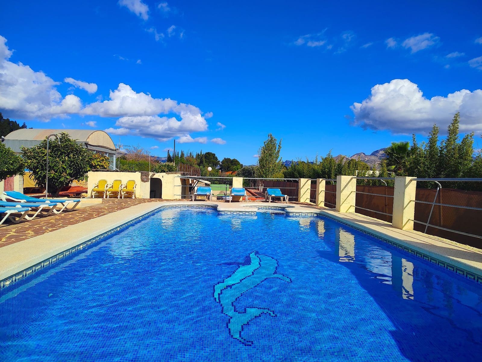 7 bedroom Villa for sale in Polop with pool garage - € 689,000 (Ref: 9425686)