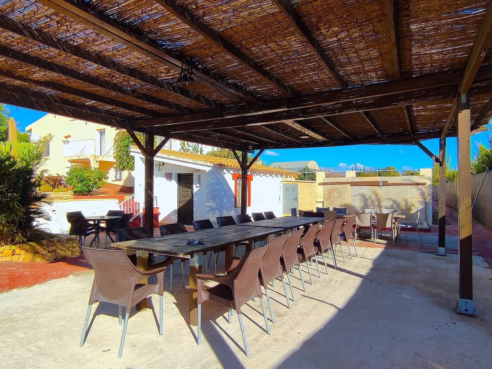 7 bedroom Villa for sale in Polop with pool garage - € 689,000 (Ref: 9425686)