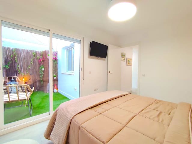 Piso de 3 habitaciones en Centro Urbano, Benidorm en alquiler - 1.300 € (Ref: 9433095)