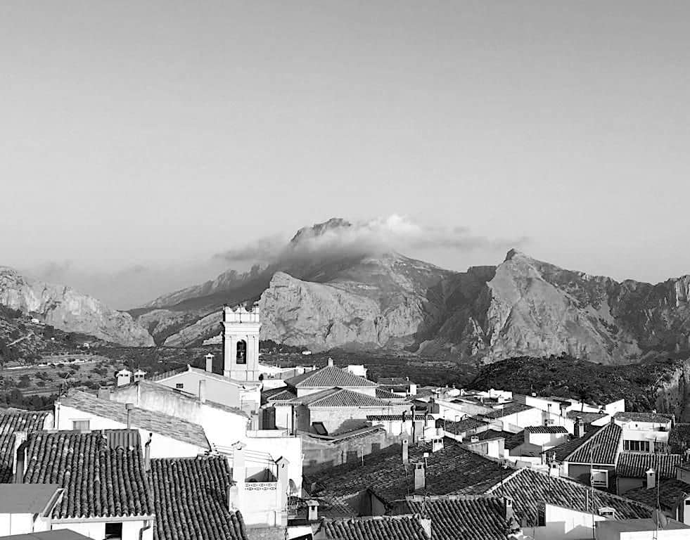 3 bedroom Townhouse for sale in Tarbena - € 130,000 (Ref: 9499648)