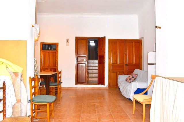 3 bedroom Townhouse for sale in Tárbena - € 130,000 (Ref: 9499648)