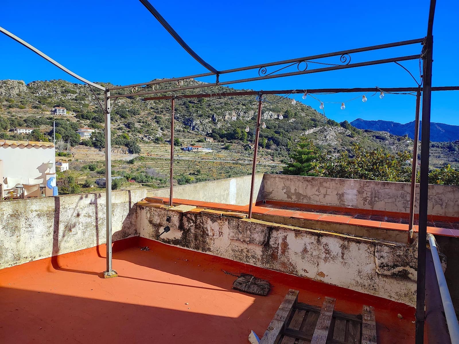 3 bedroom Townhouse for sale in Tarbena - € 130,000 (Ref: 9499648)