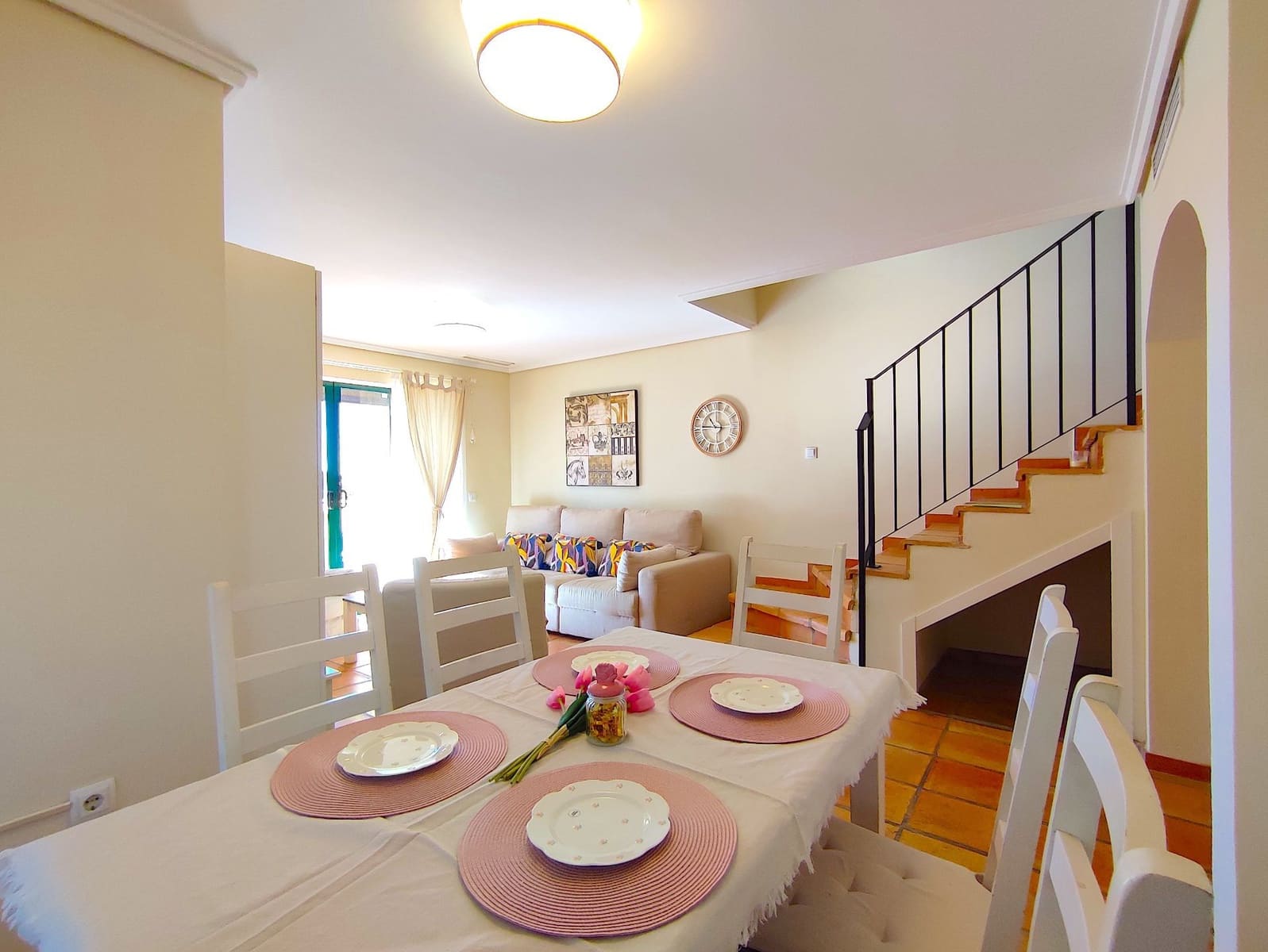 3 bedroom Semi-detached Villa for rent in Finestrat with pool garage - € 2,000 (Ref: 9602546)