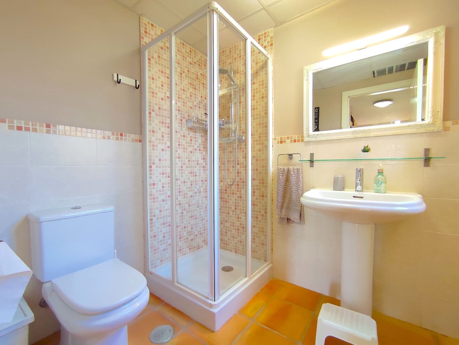 3 bedroom Semi-detached Villa for rent in Finestrat with pool garage - € 2,000 (Ref: 9602546)