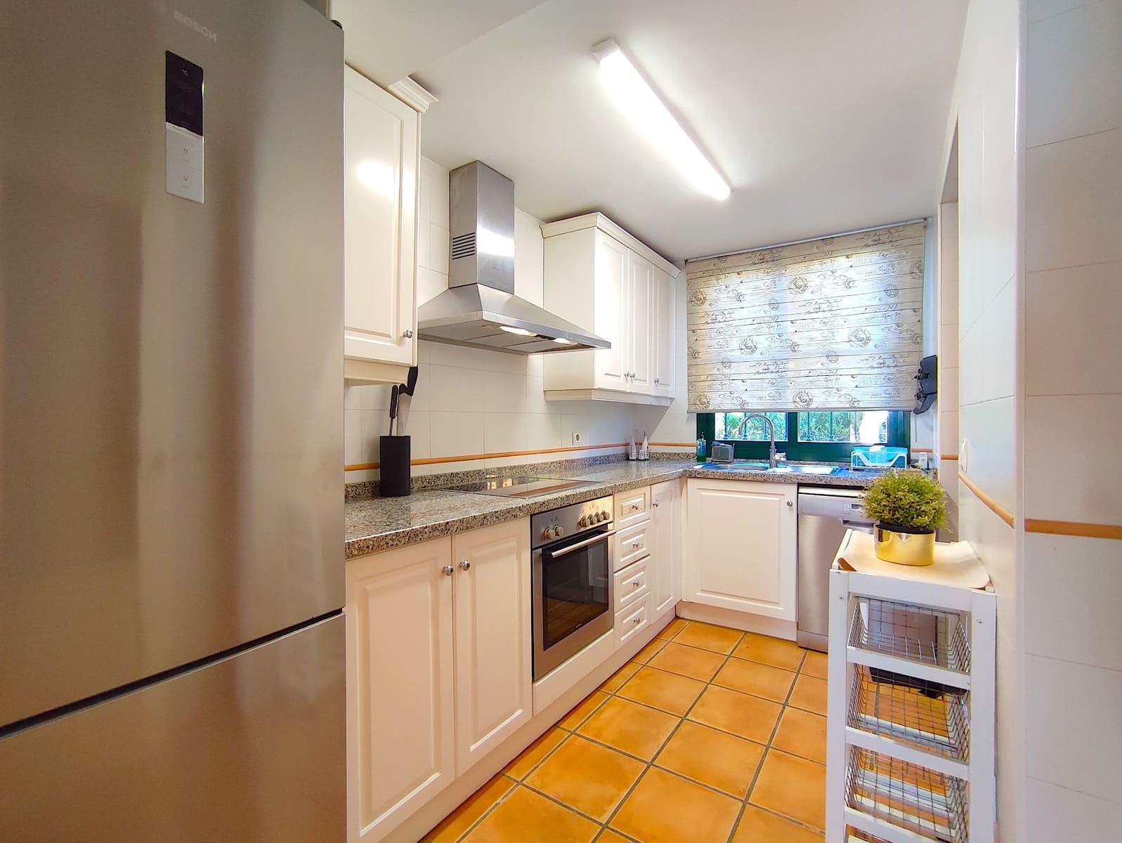 3 bedroom Semi-detached Villa for rent in Finestrat with pool garage - € 2,000 (Ref: 9602546)