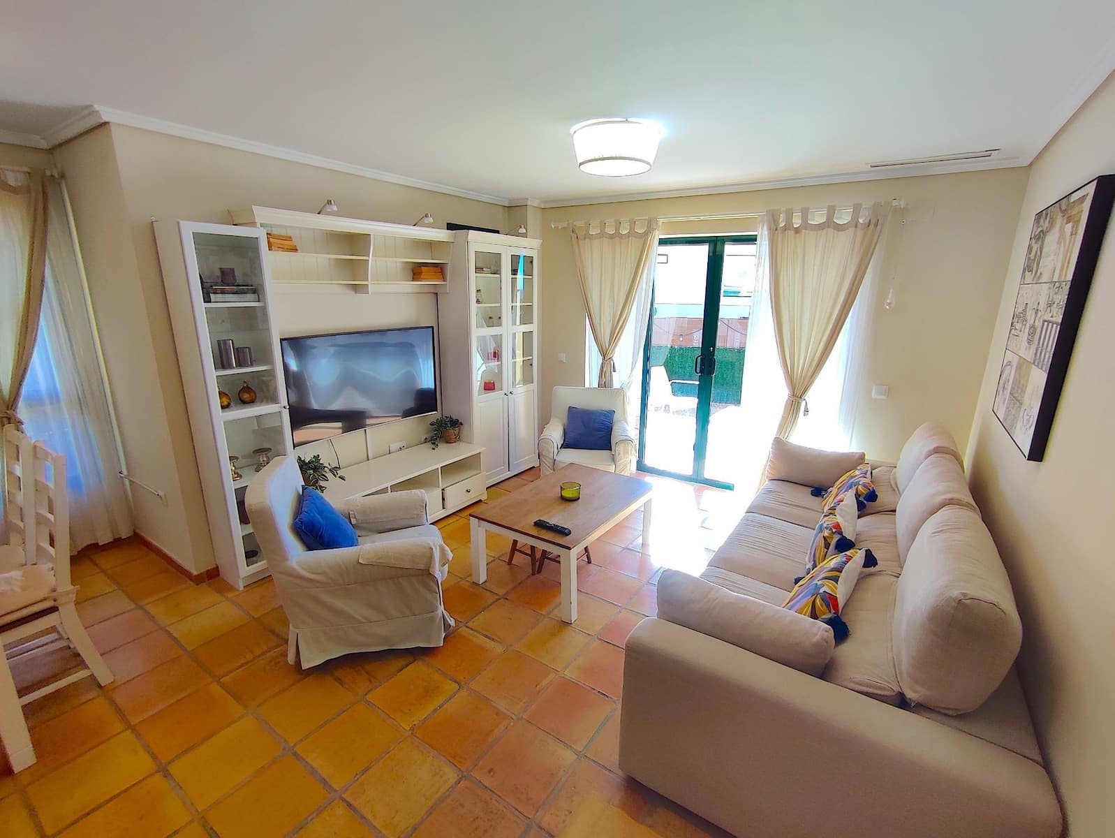 3 bedroom Semi-detached Villa for rent in Finestrat with pool garage - € 2,000 (Ref: 9602546)