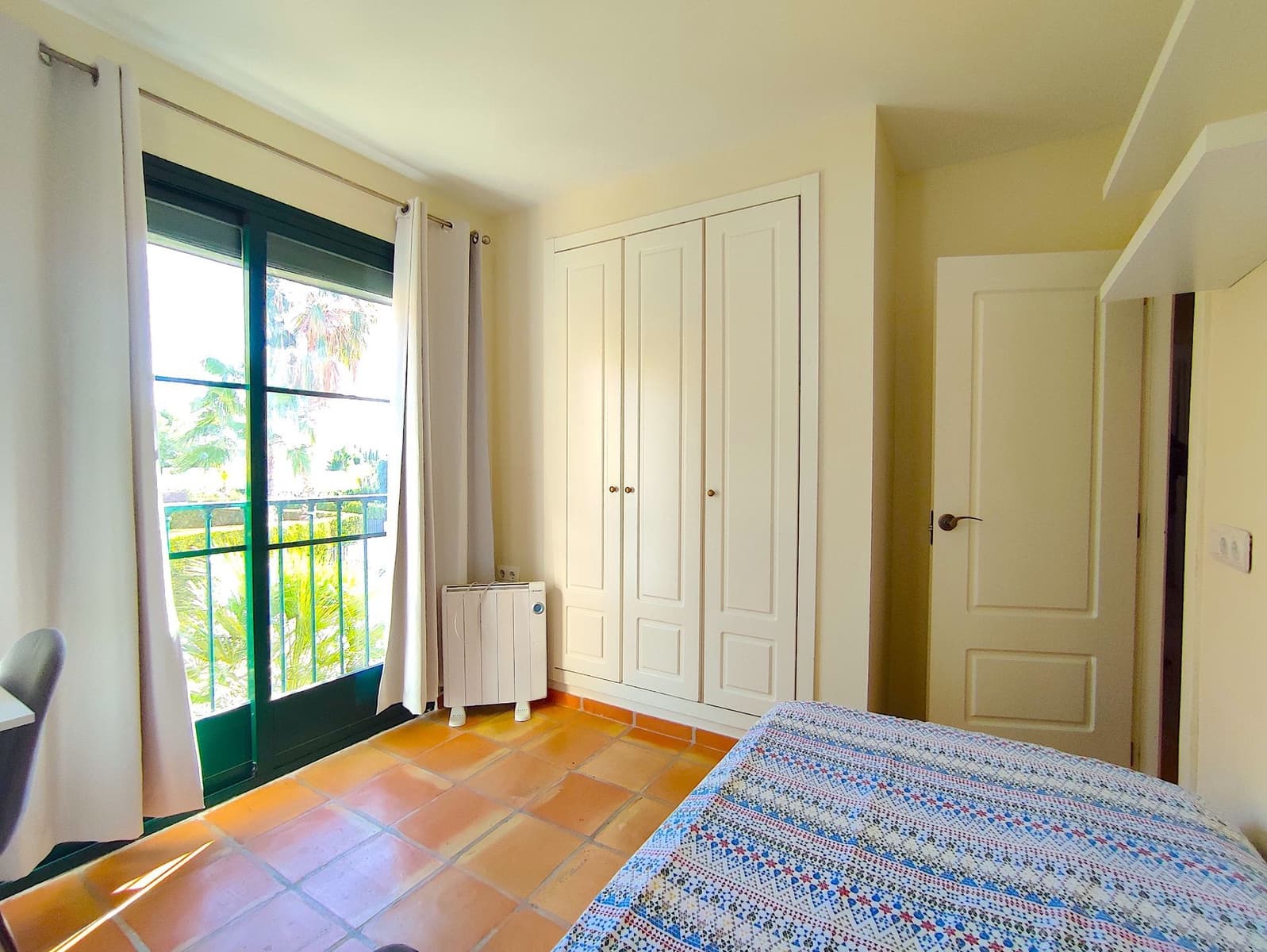 3 bedroom Semi-detached Villa for rent in Finestrat with pool garage - € 2,000 (Ref: 9602546)