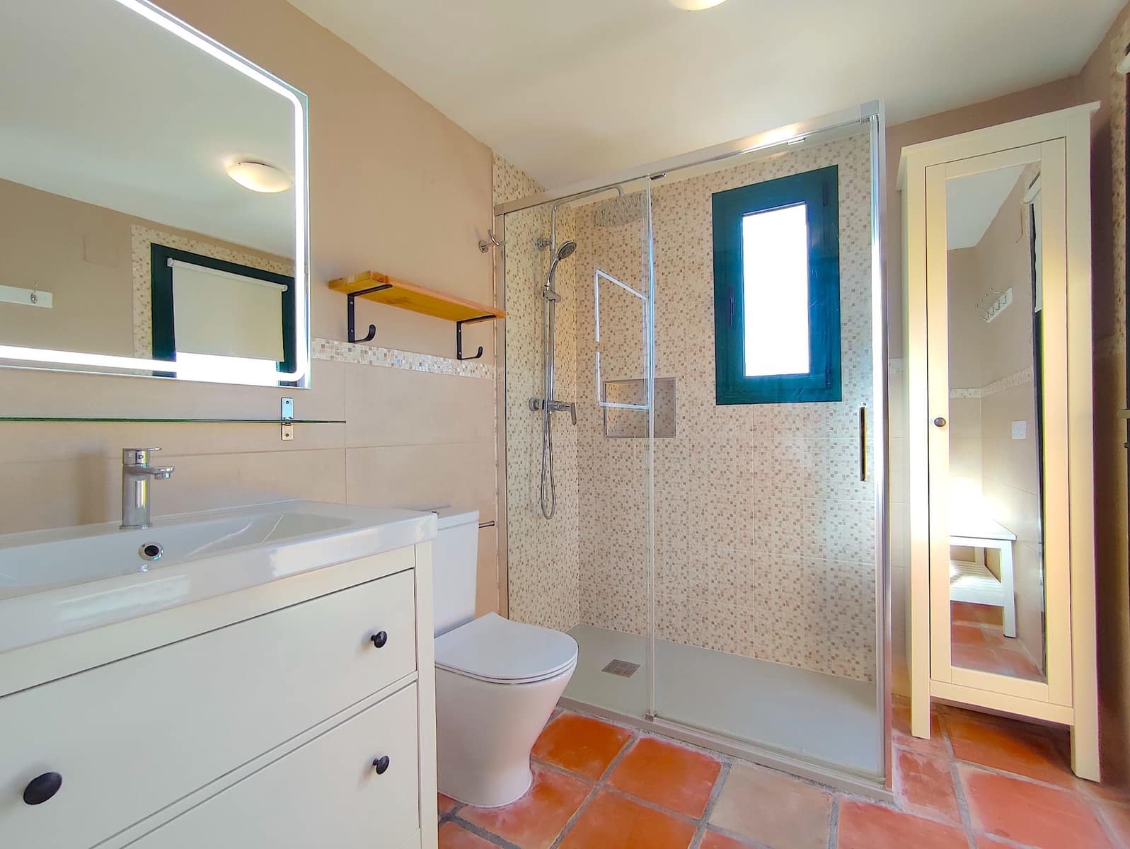 3 bedroom Semi-detached Villa for rent in Finestrat with pool garage - € 2,000 (Ref: 9602546)