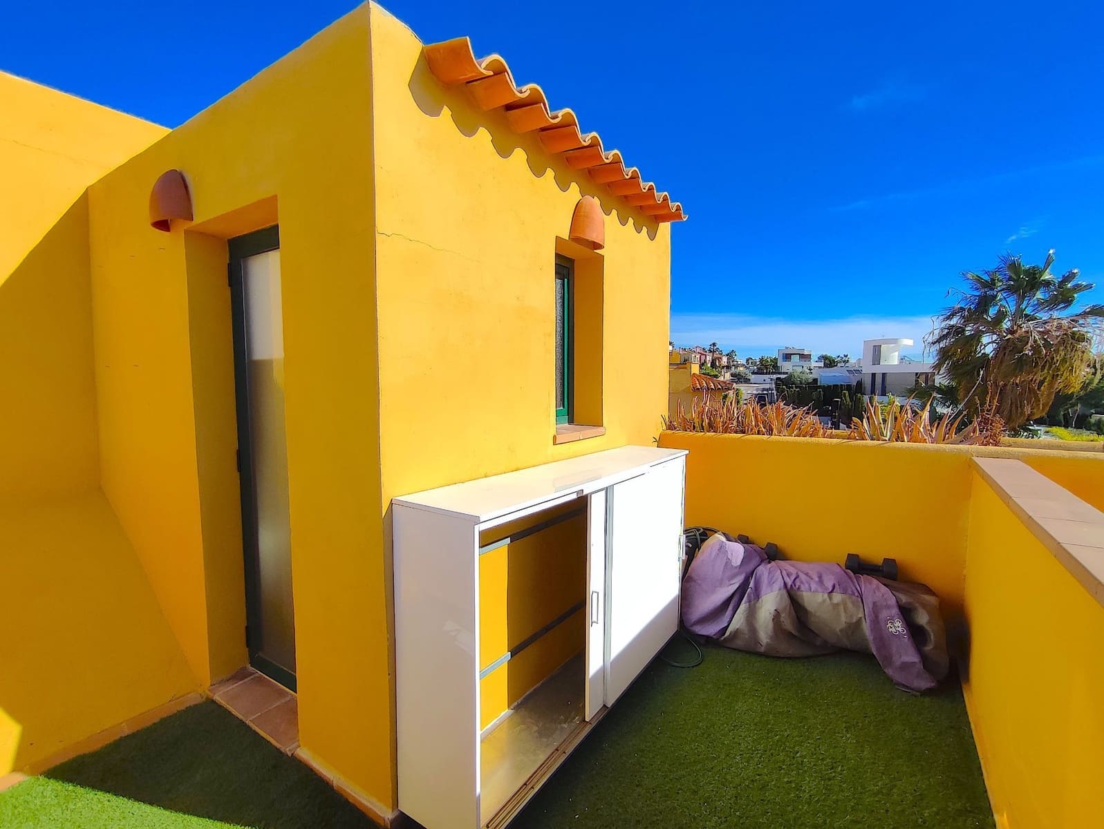 3 bedroom Semi-detached Villa for rent in Finestrat with pool garage - € 2,000 (Ref: 9602546)