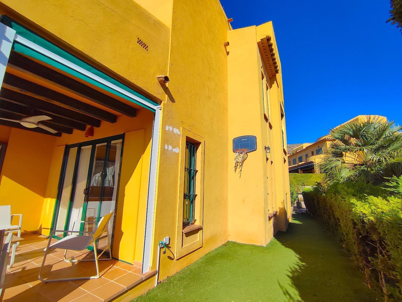 3 bedroom Semi-detached Villa for rent in Finestrat with pool garage - € 2,000 (Ref: 9602546)