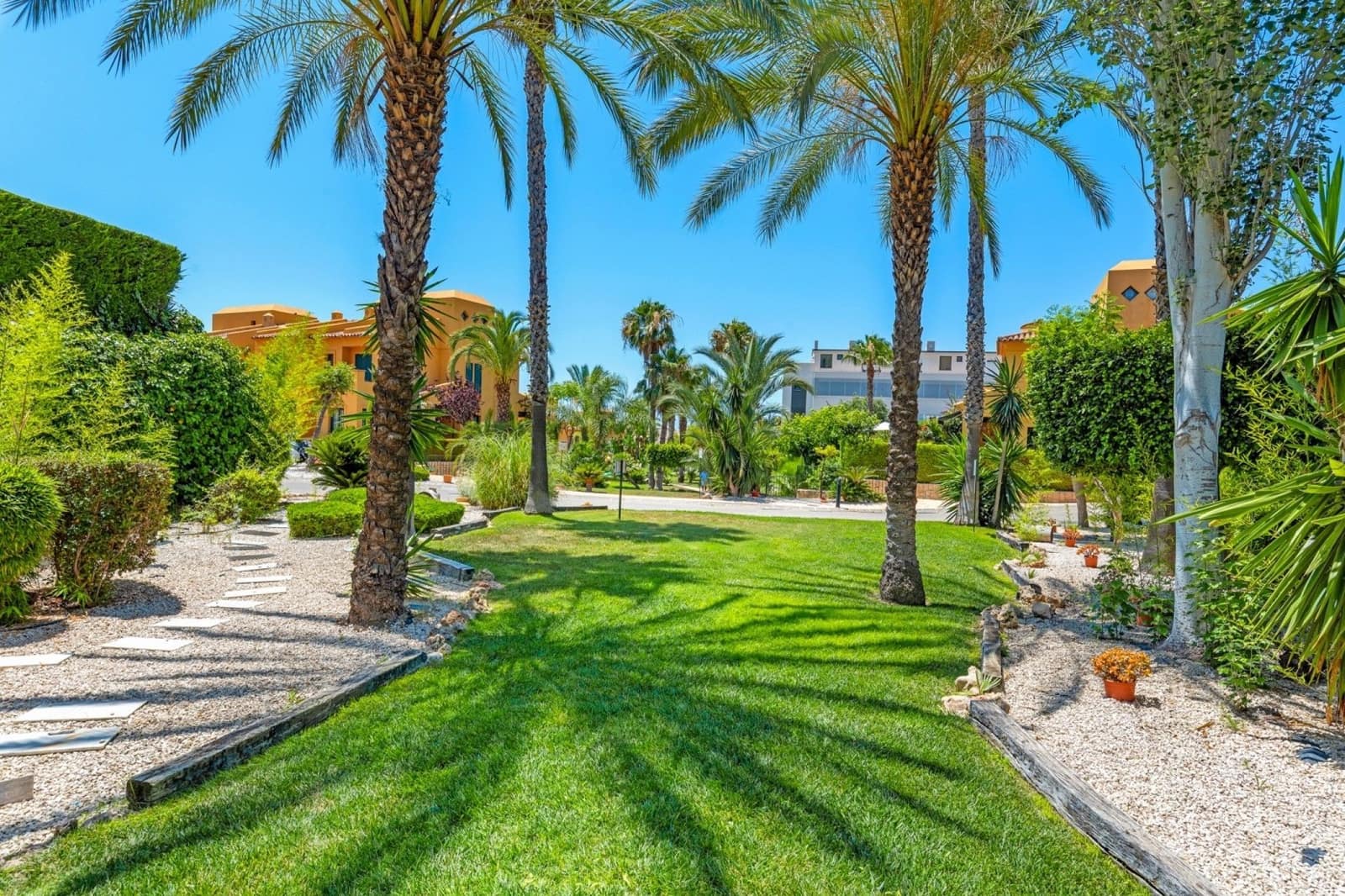 2 Zimmer Doppelhaus zu verkaufen in Finestrat mit Pool Garage - 295.000 € (Ref: 9610840)