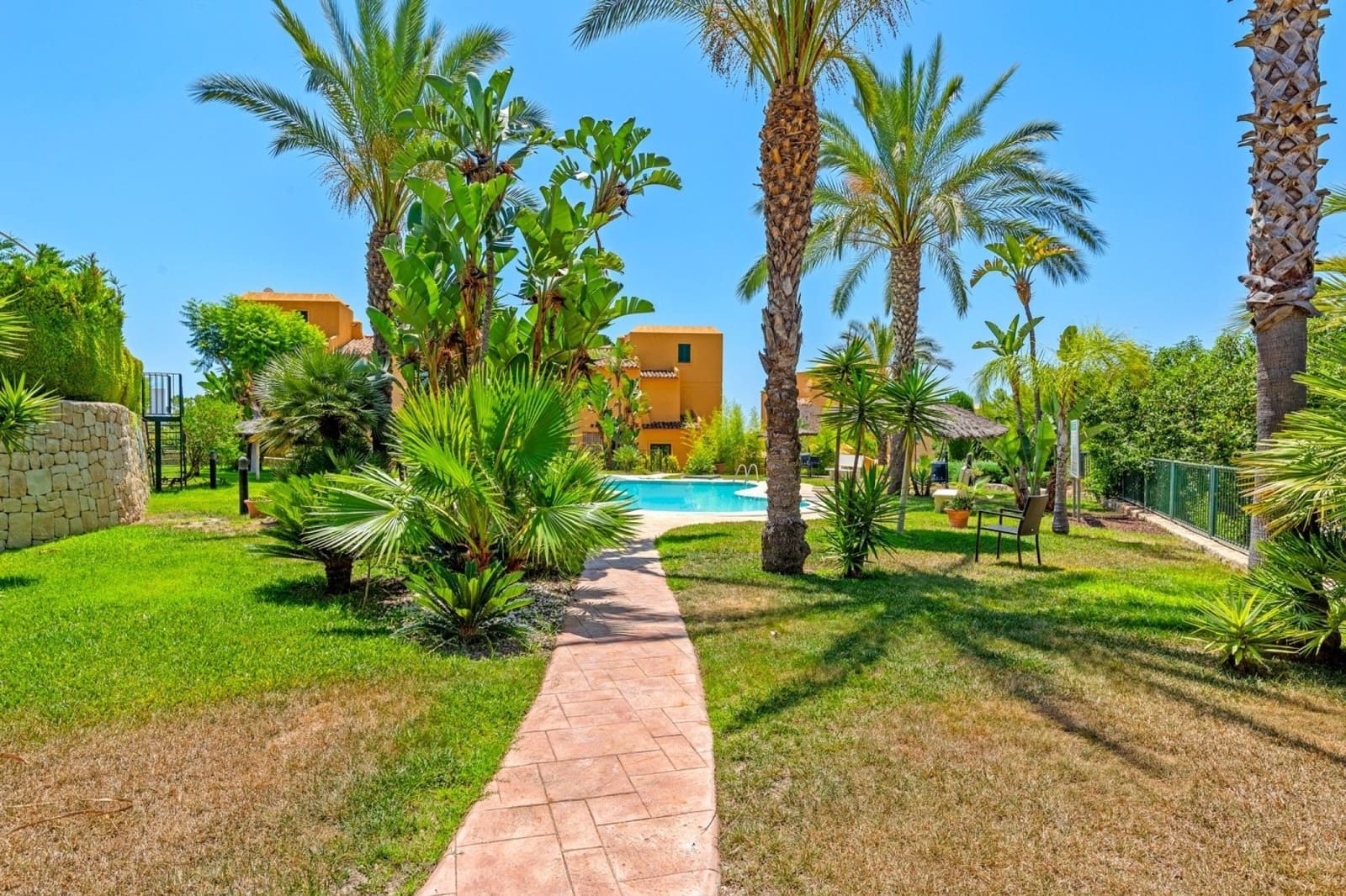 2 Zimmer Doppelhaus zu verkaufen in Finestrat mit Pool Garage - 295.000 € (Ref: 9610840)