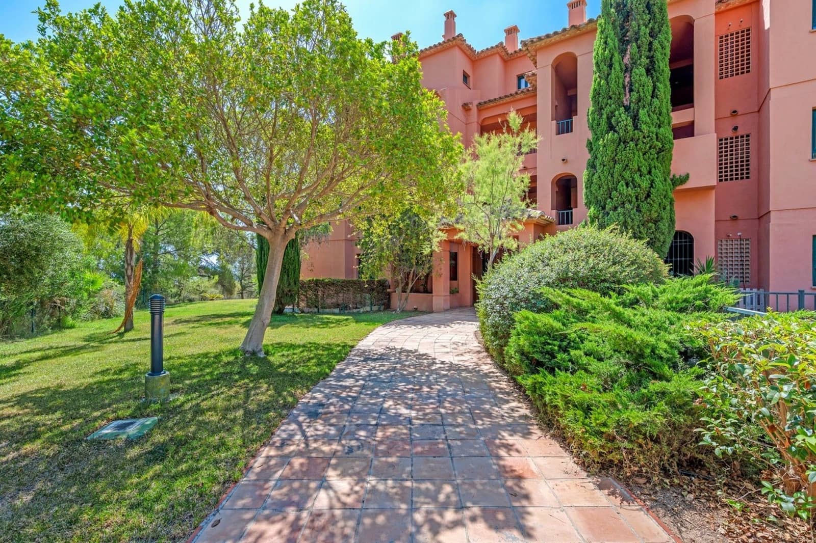 2 bedroom Apartment for sale in Finestrat with pool garage - € 395,000 (Ref: 9614760)