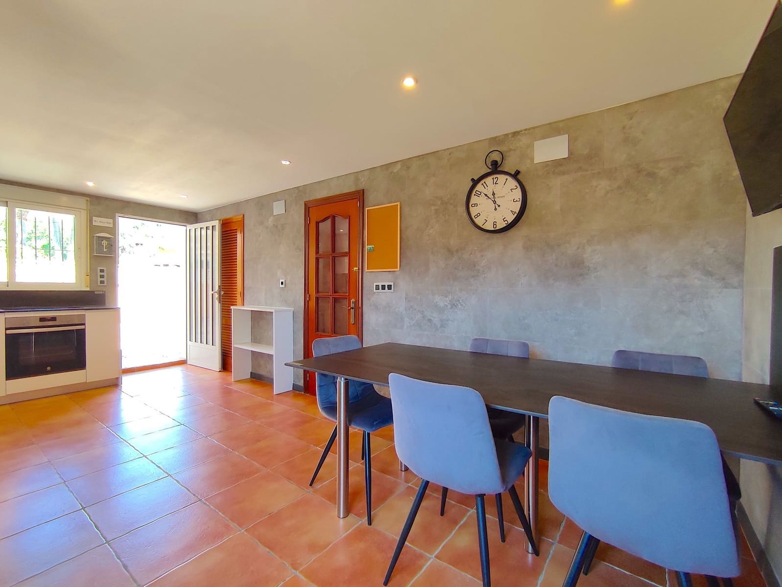 4 sovrum Villa att hyra i Alfaz del Pi / L'Alfas del Pi med pool garage - 4 800 € (Ref: 9814203)