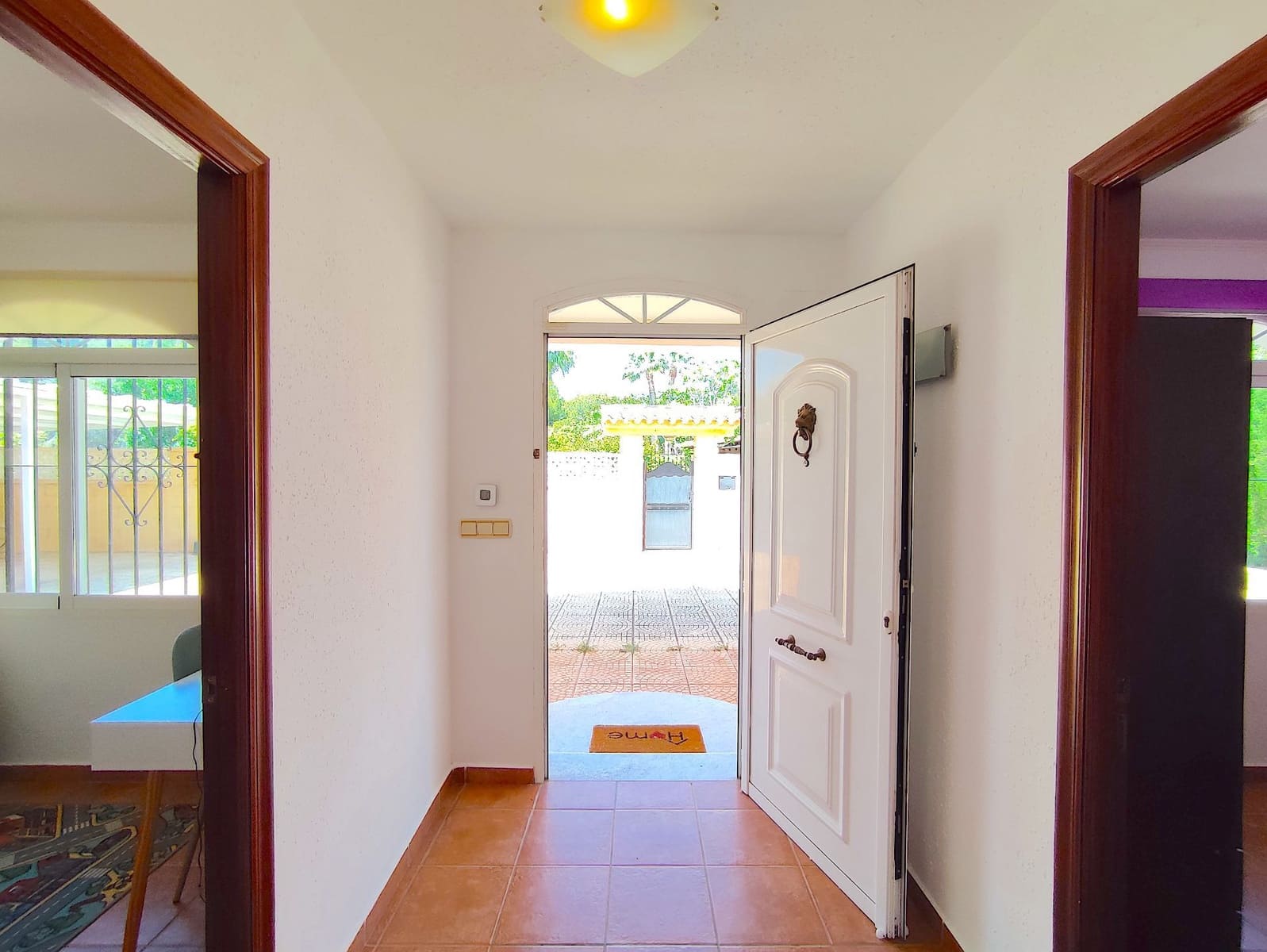 4 sovrum Villa att hyra i Alfaz del Pi / L'Alfas del Pi med pool garage - 4 800 € (Ref: 9814203)