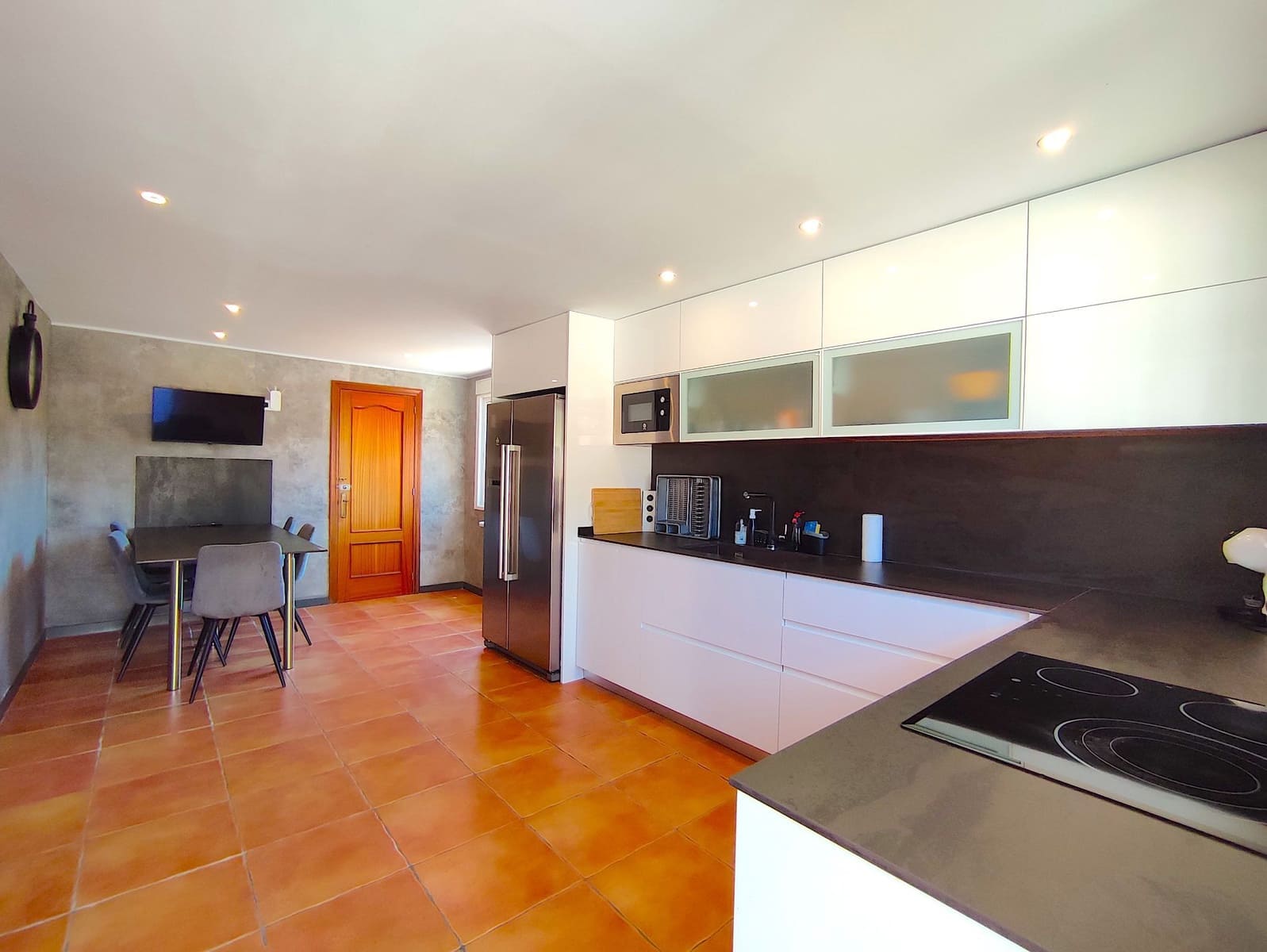 4 sovrum Villa att hyra i Alfaz del Pi / L'Alfas del Pi med pool garage - 4 800 € (Ref: 9814203)