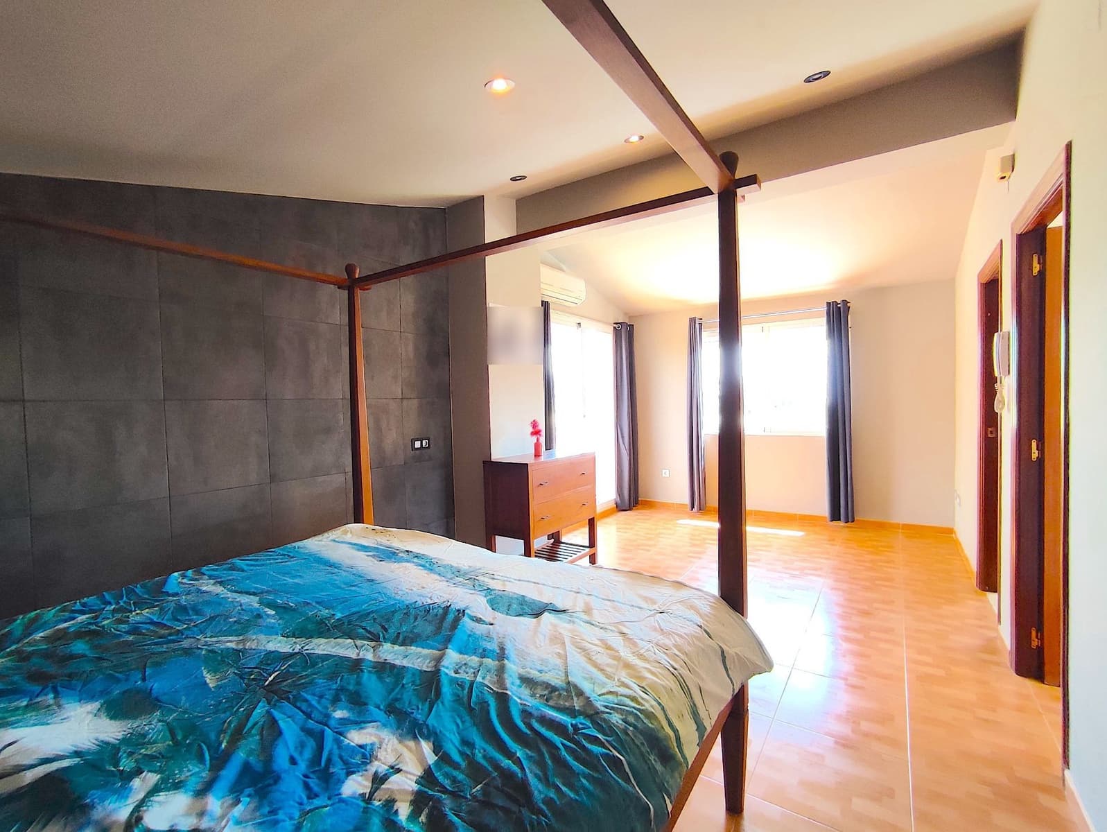 4 sovrum Villa att hyra i Alfaz del Pi / L'Alfas del Pi med pool garage - 4 800 € (Ref: 9814203)