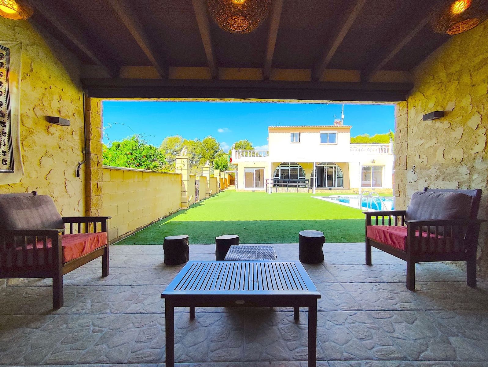 4 sovrum Villa att hyra i Alfaz del Pi / L'Alfas del Pi med pool garage - 4 800 € (Ref: 9814203)