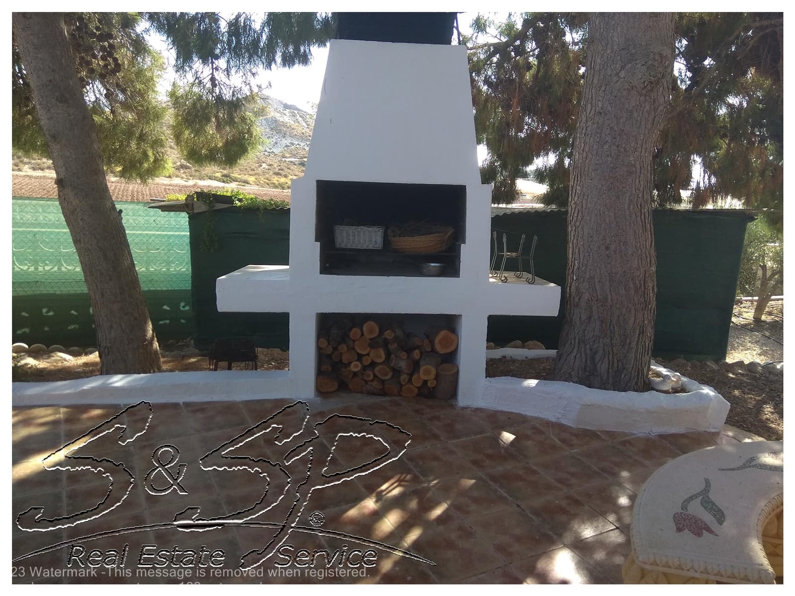 3 makuuhuone Maalaistalo myytävänä paikassa Calabardina mukana 
autotalli - 250 000 € (Ref: 7938494)