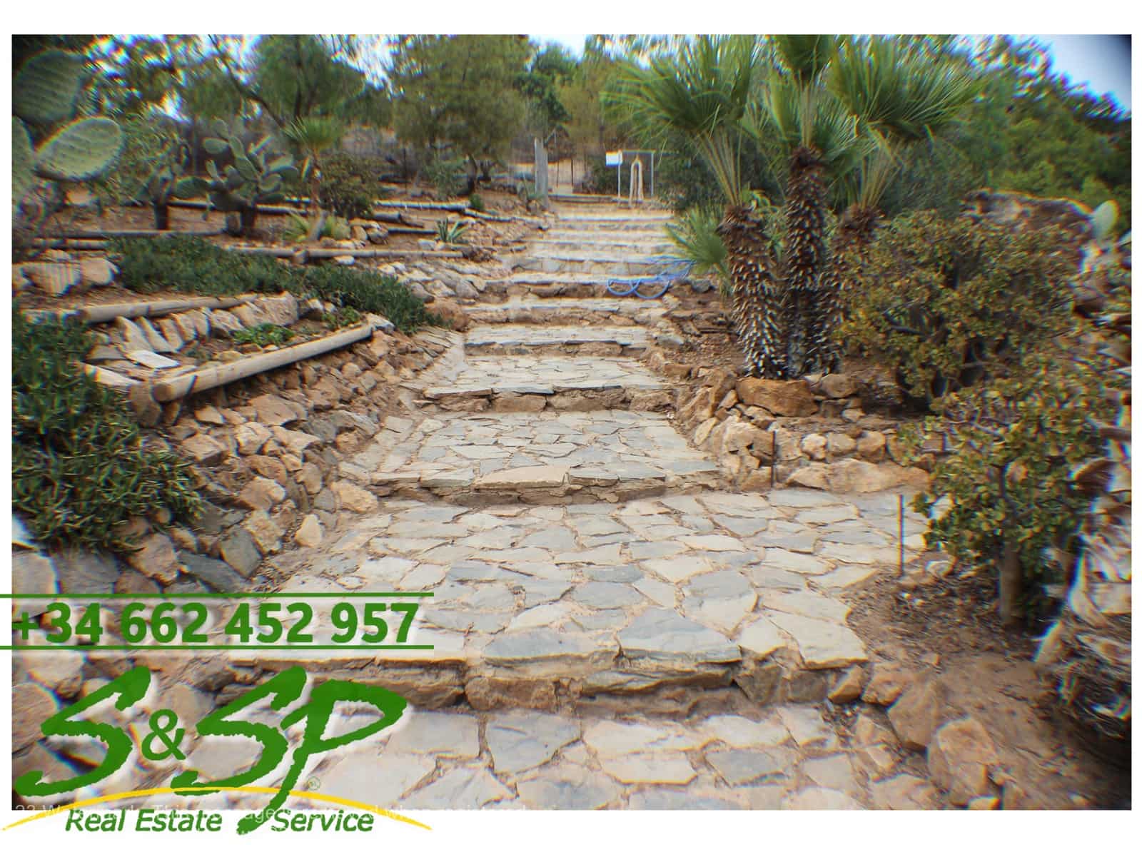 3 soveværelse Finca/Landehus til salg i Aguilas med swimmingpool garage - € 255.000 (Ref: 8602451)