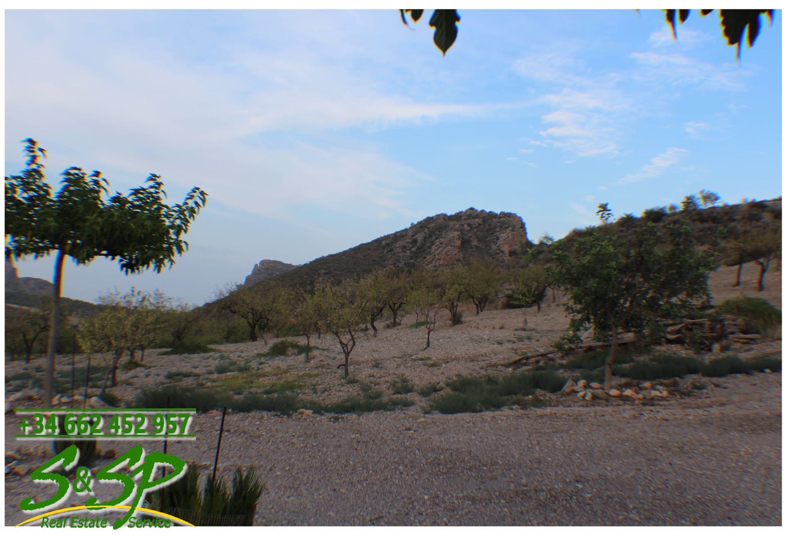 2 soveværelse Finca/Landehus til salg i Puerto Lumbreras med garage - € 400.000 (Ref: 8660027)