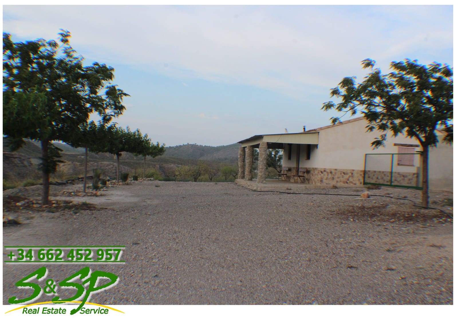 2 soveværelse Finca/Landehus til salg i Puerto Lumbreras med garage - € 400.000 (Ref: 8660027)