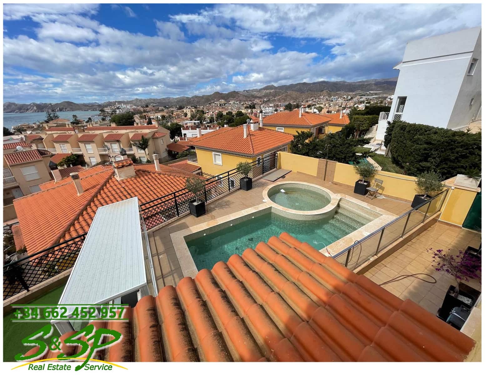 4 soveværelse Villa til salg i Aguilas med swimmingpool garage - € 330.000 (Ref: 8661550)