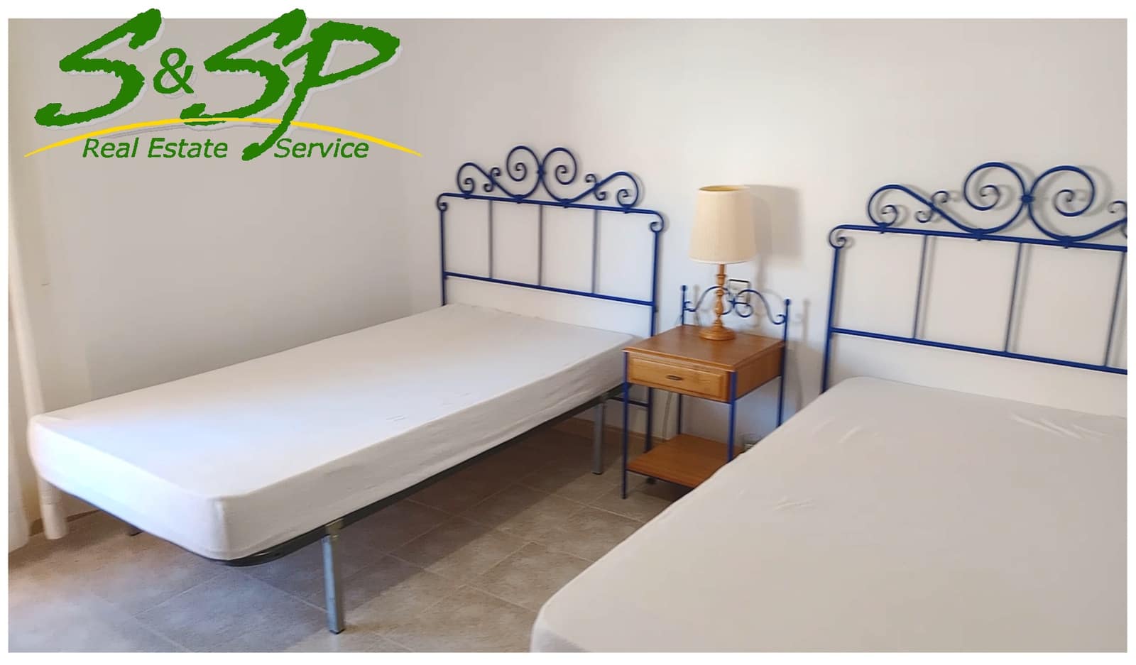 3 makuuhuone Paritalo myytävänä paikassa Calabardina mukana 
autotalli - 250 000 € (Ref: 8891354)