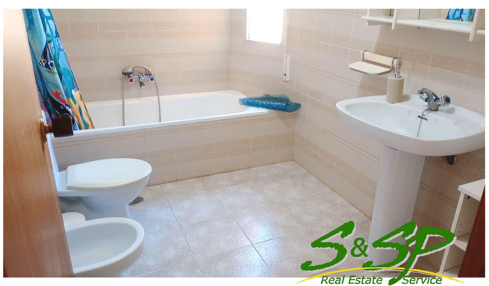 3 makuuhuone Paritalo myytävänä paikassa Calabardina mukana 
autotalli - 250 000 € (Ref: 8891354)