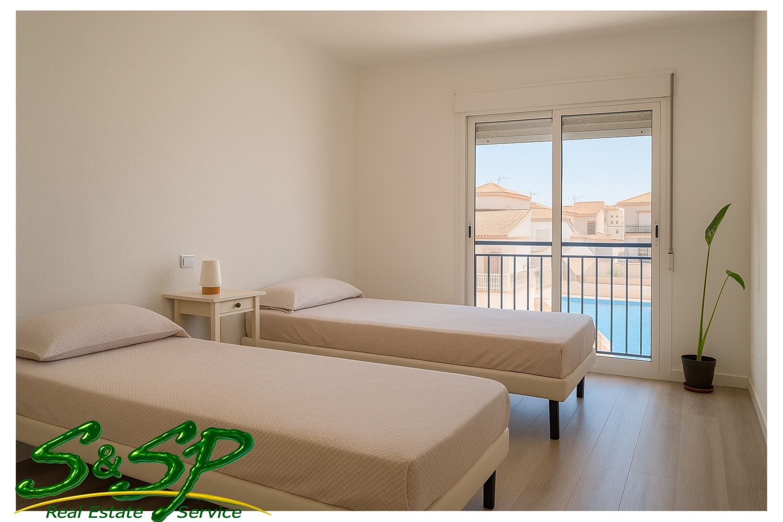 4 sypialnia Dom blizniak na sprzedaż w Calabardina z basenem garażem - 265 000 € (Ref: 9128667)