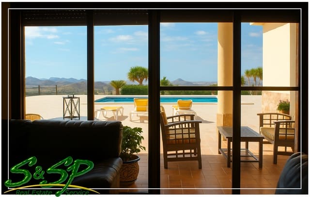 3 soveværelse Villa til salg i Aguilas med swimmingpool garage - € 499.999 (Ref: 9156318)