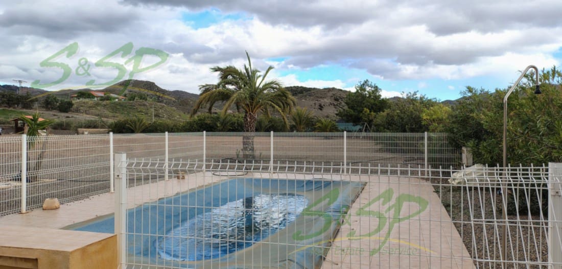 3 makuuhuone Maalaistalo myytävänä paikassa Aguilas mukana uima-altaan - 499 999 € (Ref: 9583016)