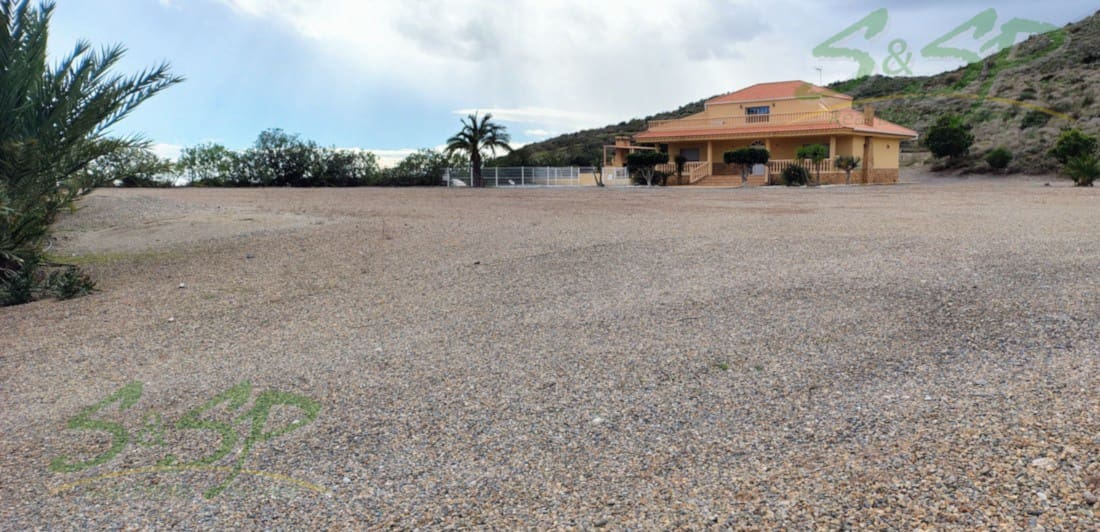 3 makuuhuone Maalaistalo myytävänä paikassa Aguilas mukana uima-altaan - 499 999 € (Ref: 9583016)