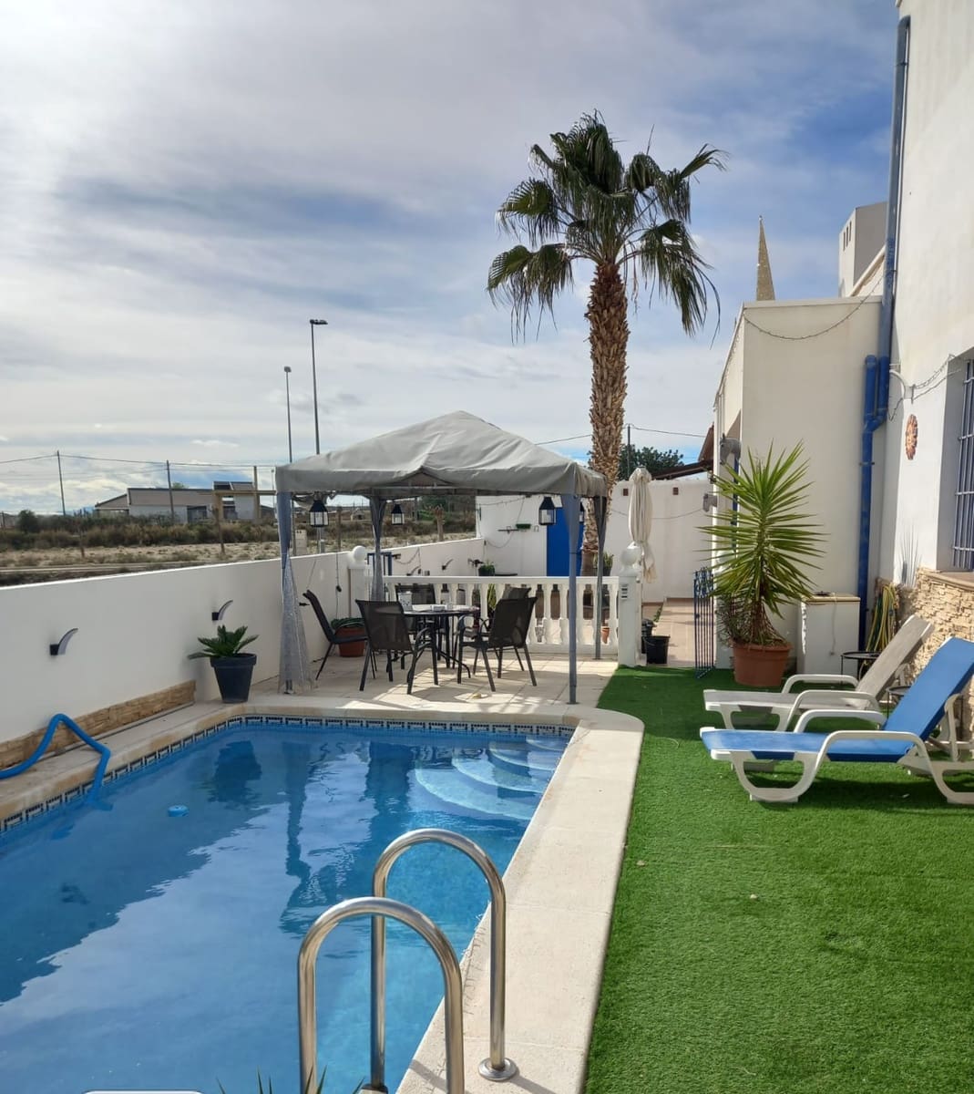 4 sovrum Radhus till salu i Fortuna med pool - 258 500 € (Ref: 9618090)