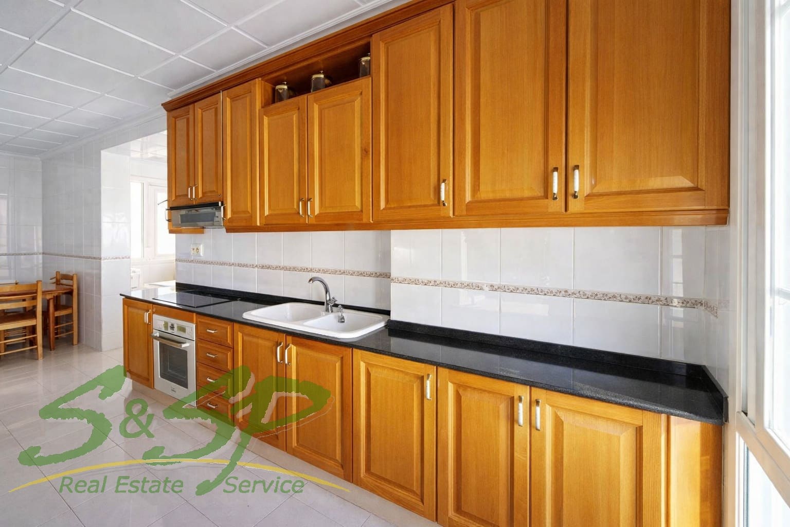 3 bedroom Apartment for sale in Aguilas with garage - € 298,000 (Ref: 9620869)