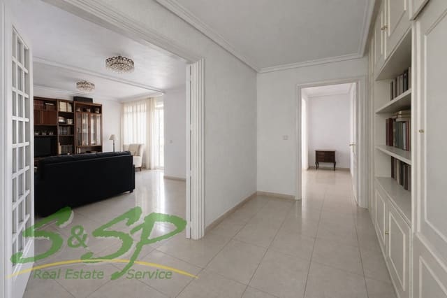 3 bedroom Apartment for sale in Aguilas with garage - € 298,000 (Ref: 9620869)