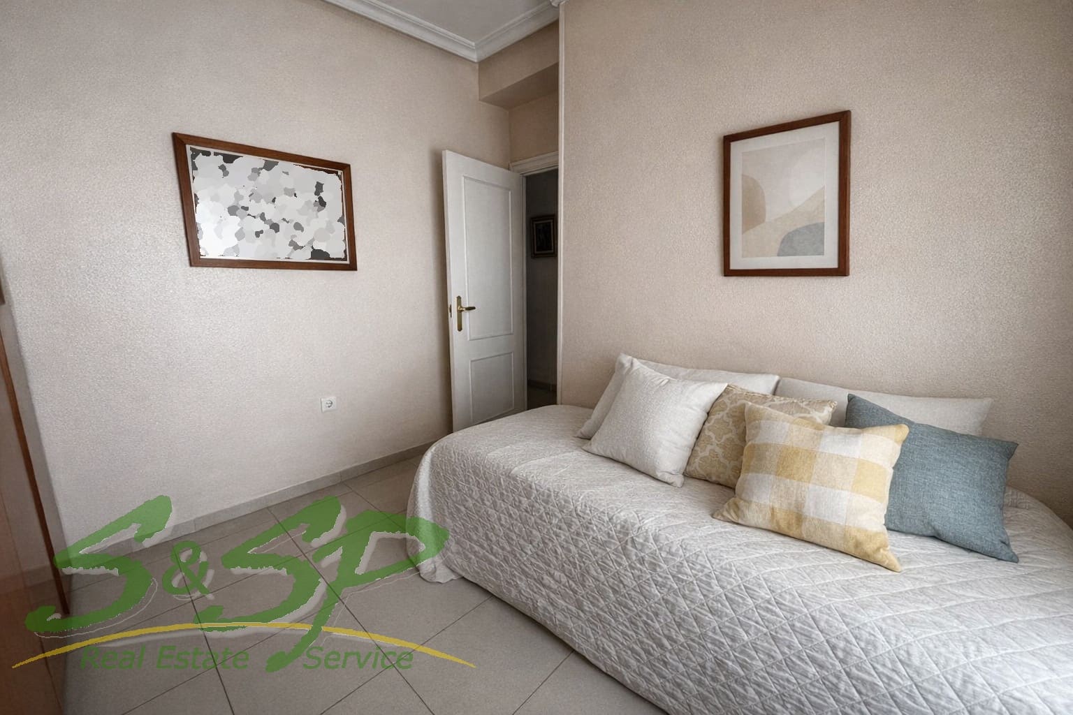3 bedroom Apartment for sale in Aguilas with garage - € 298,000 (Ref: 9620869)