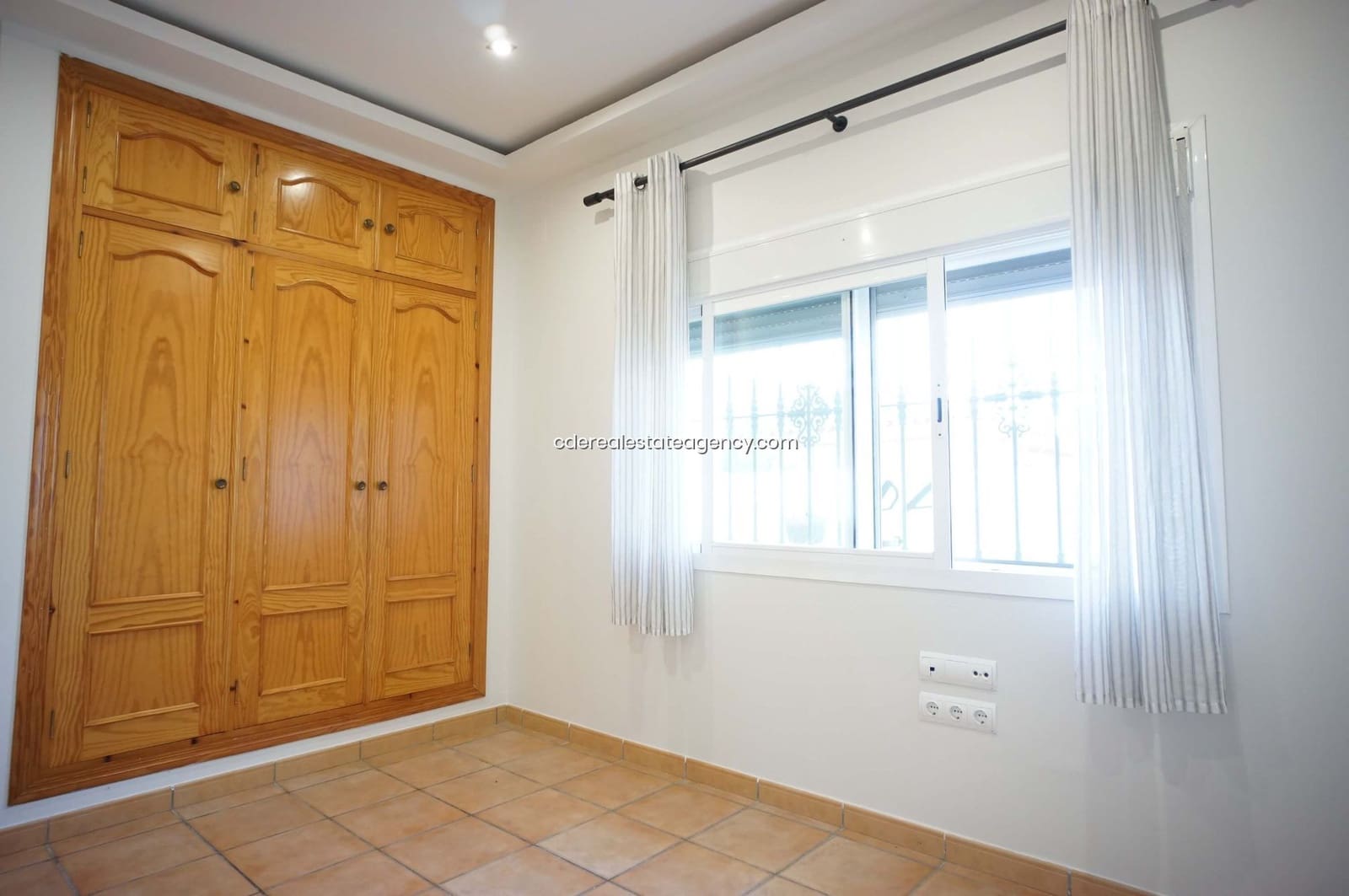 3 soveværelse Villa til leje i El Puerto de Santa Maria med swimmingpool garage - € 2.500 (Ref: 4831410)