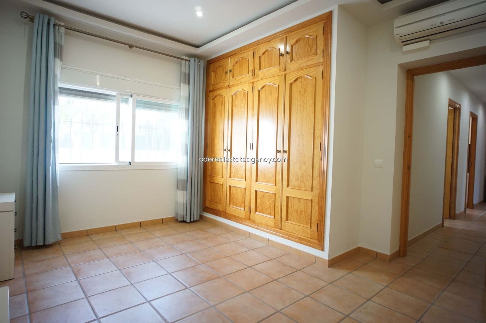 3 soveværelse Villa til leje i El Puerto de Santa Maria med swimmingpool garage - € 2.500 (Ref: 4831410)