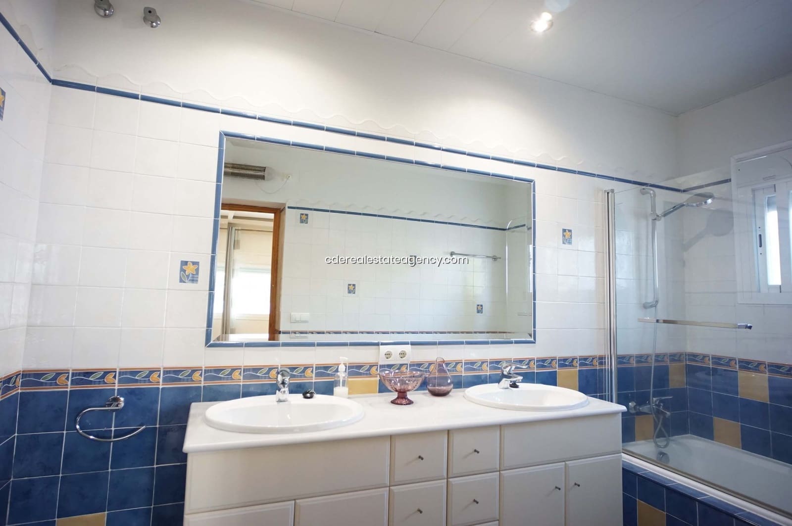 3 soveværelse Villa til leje i El Puerto de Santa Maria med swimmingpool garage - € 2.500 (Ref: 4831410)