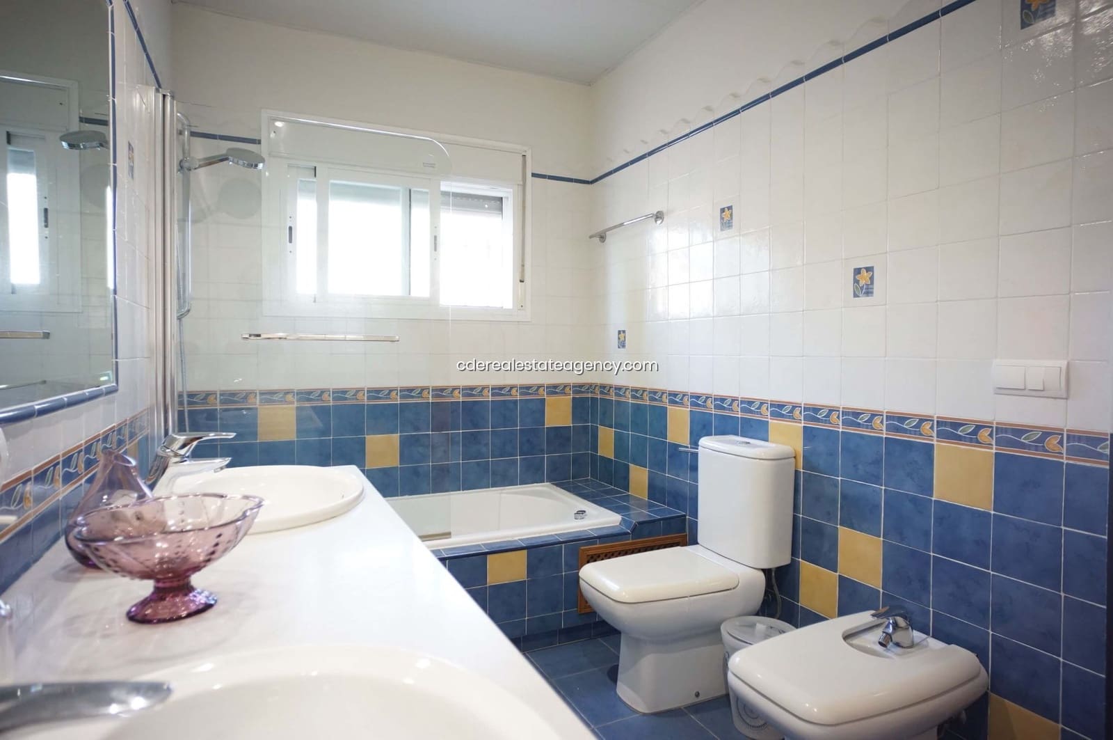 3 soveværelse Villa til leje i El Puerto de Santa Maria med swimmingpool garage - € 2.500 (Ref: 4831410)