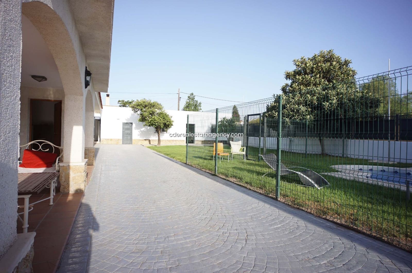 3 soveværelse Villa til leje i El Puerto de Santa Maria med swimmingpool garage - € 2.500 (Ref: 4831410)