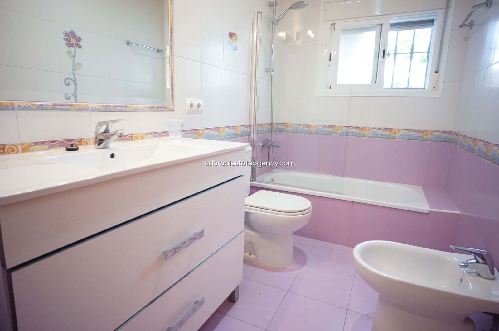 3 soveværelse Villa til leje i El Puerto de Santa Maria med swimmingpool garage - € 2.500 (Ref: 4831410)