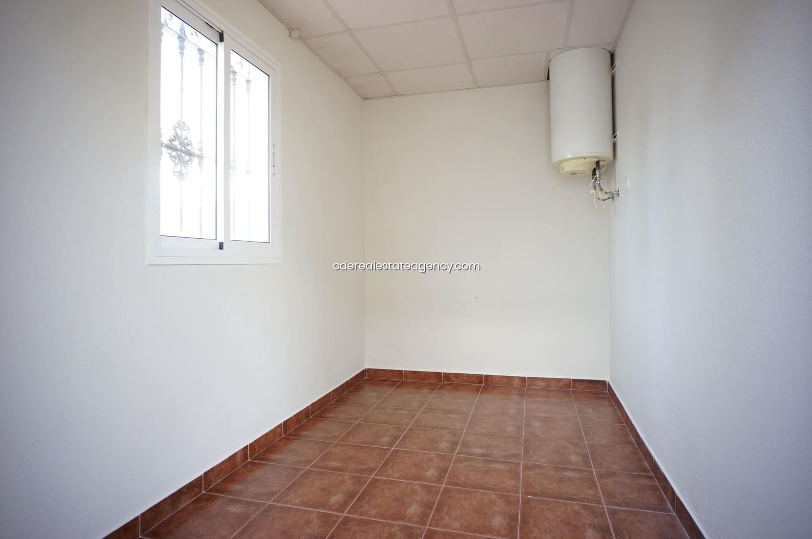 3 soveværelse Villa til leje i El Puerto de Santa Maria med swimmingpool garage - € 2.500 (Ref: 4831410)